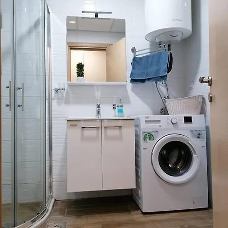 Bs Flatiron Σκόπια